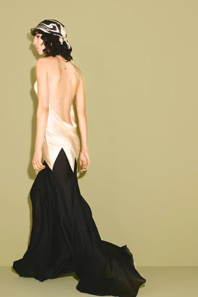 Look 34